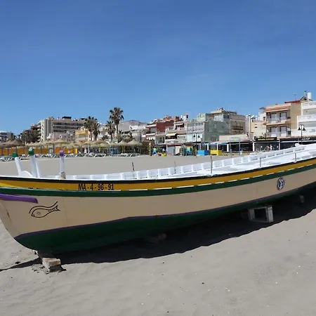 071 - Beachside Perfect For A Family Getaway * Torremolinos