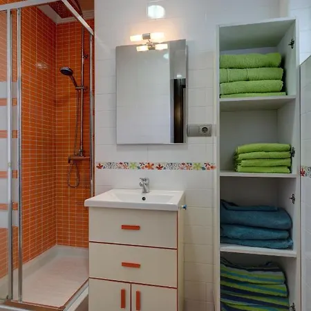 071 - Beachside Perfect For A Family Getaway * Torremolinos