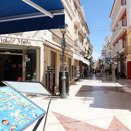 071 - Beachside Studio Perfect For A Family Getaway Apartamento Torremolinos