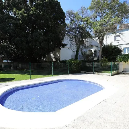 Apartment 071 - Beachside Perfect For A Family Getaway