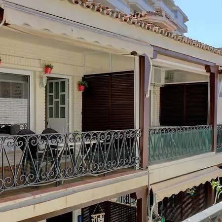 071 - Beachside Perfect For A Family Getaway Appartement Torremolinos