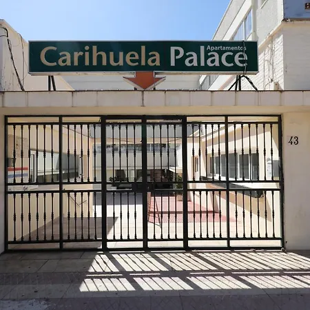071 - Beachside Perfect For A Family Getaway * Torremolinos