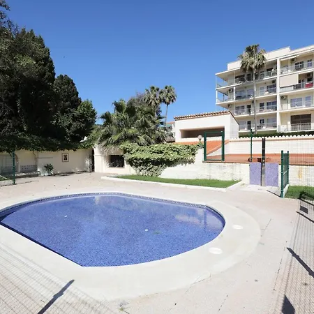 071 - Beachside Studio Perfect For A Family Getaway Torremolinos